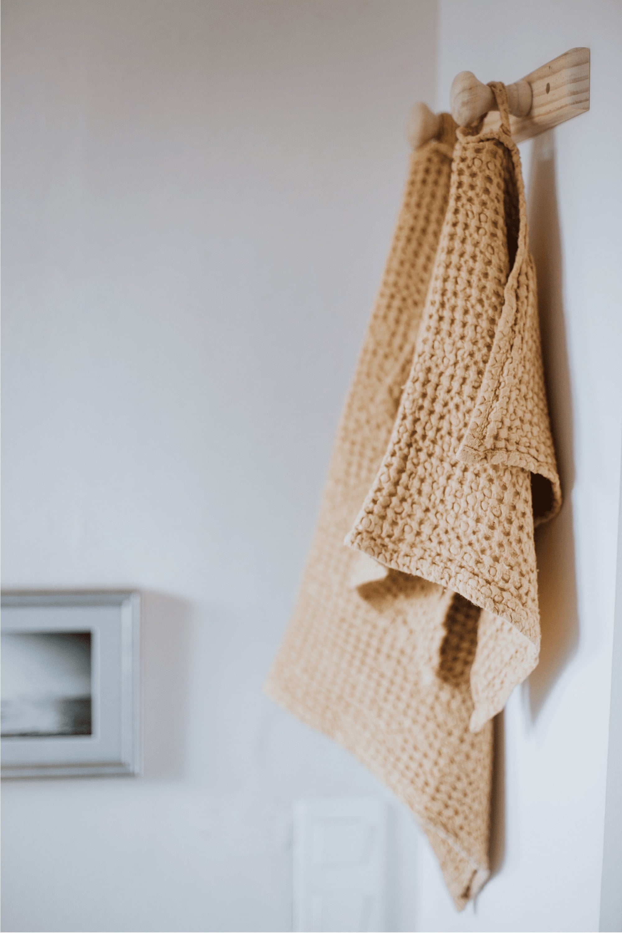 Linen Waffle Towel With Hanging Loop - Go linen – Go Linen