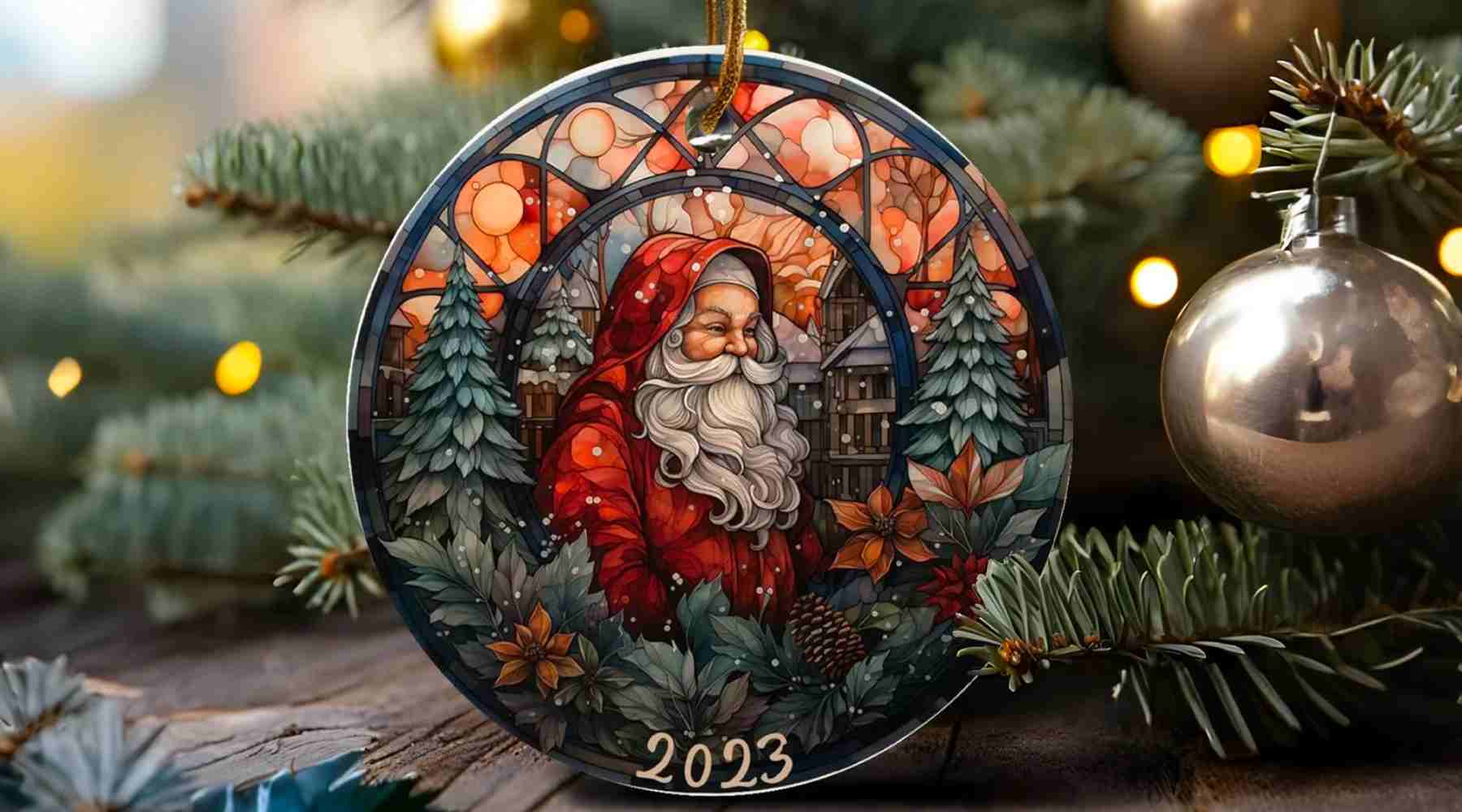 Retro Santa Christmas ornament