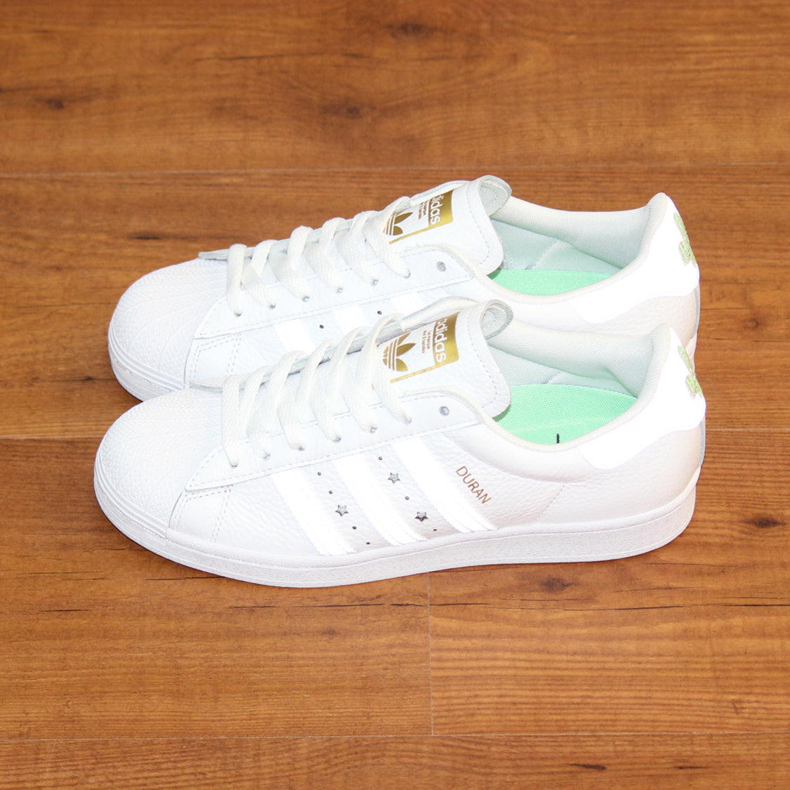 Venta > adidas superstar duran > en stock