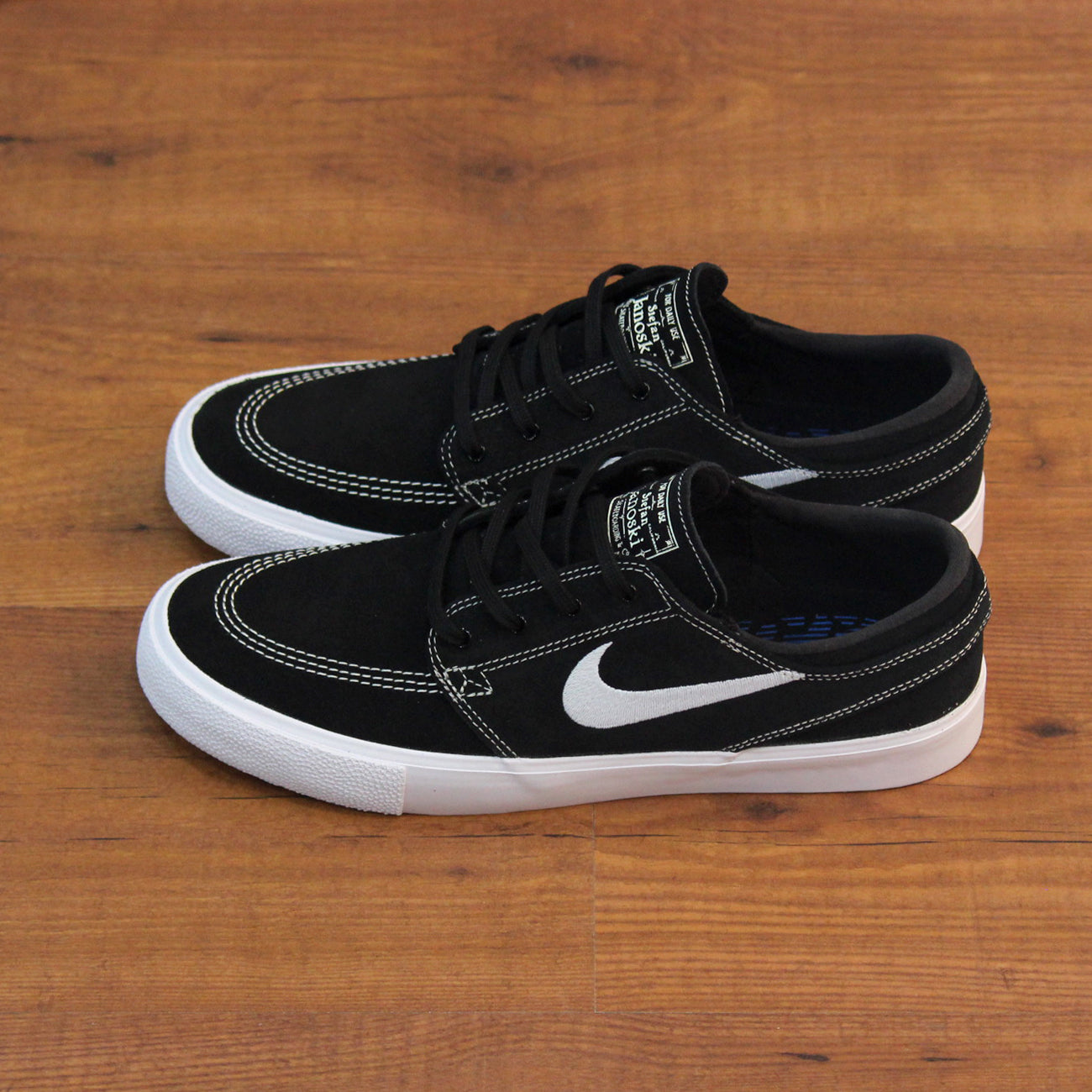 Seminario codo Muchas situaciones peligrosas NIKE SB JANOSKI RM, Black/ Coconut Milk/ White – FCHSKATE