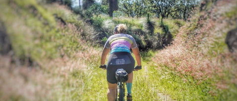 Mythbusters: Are High Waisted Shorts Inferior to Bib Knicks? –  ChicksWhoRideBikes