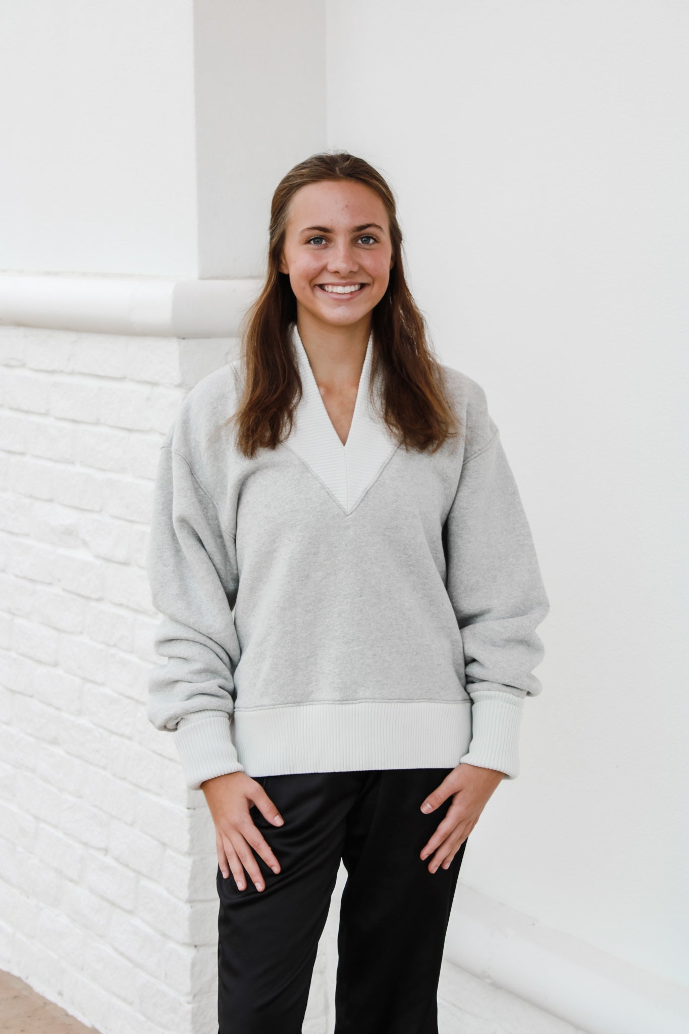 Agolde Klara Sweatshirt in Grey Shop at the Mix