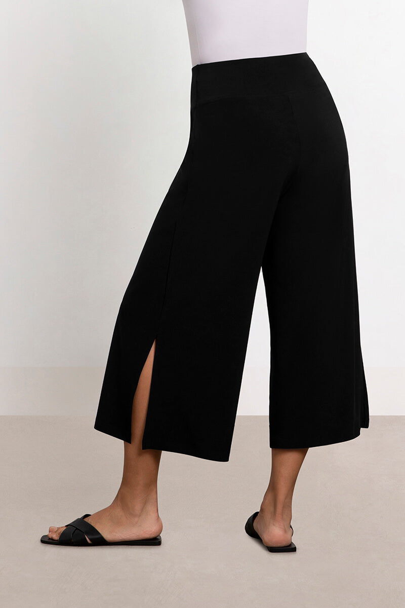 Side Slit Wide Capri | Black