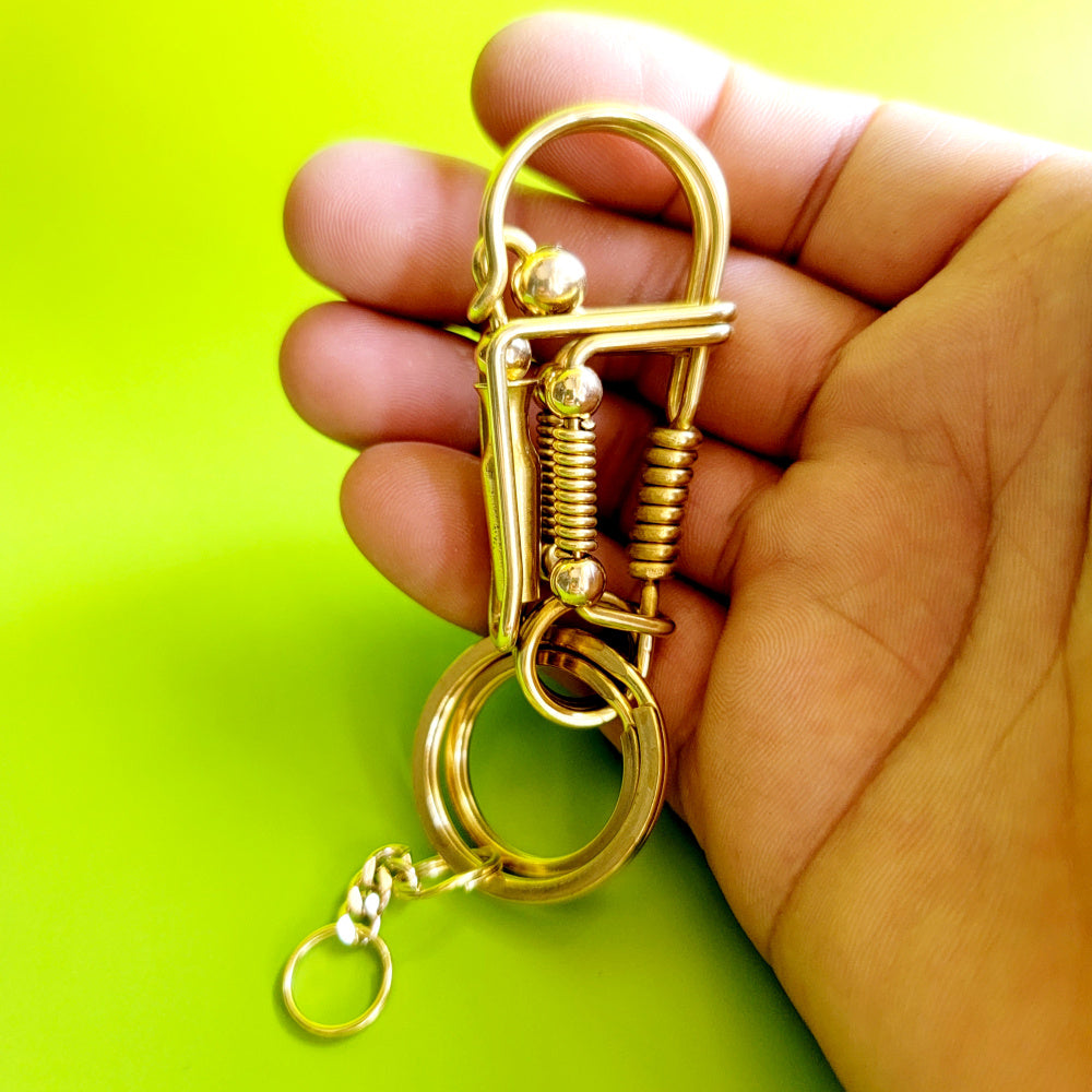 Golden Brass Cute Vase Wire Key chain