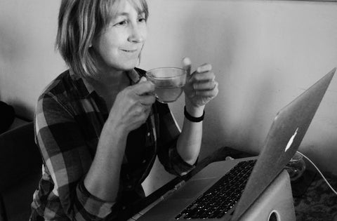 TEA MAKERS PROFILE: WRITER & PROFESSOR JEN