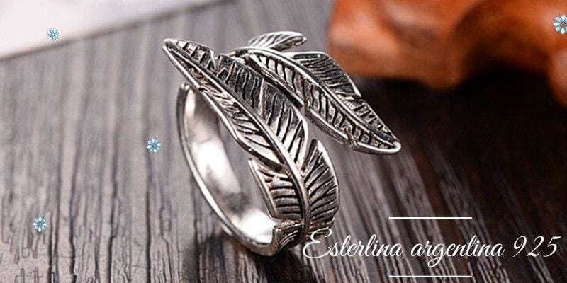 Anillo de plumas del reino angelical