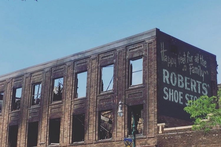 Roberts' Shoes Fire