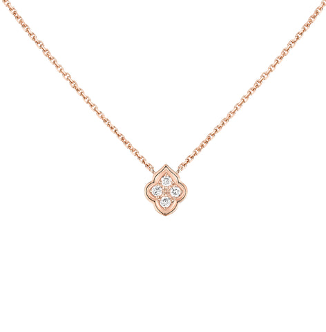 Le collier Luce en or rose avec 4 diamants