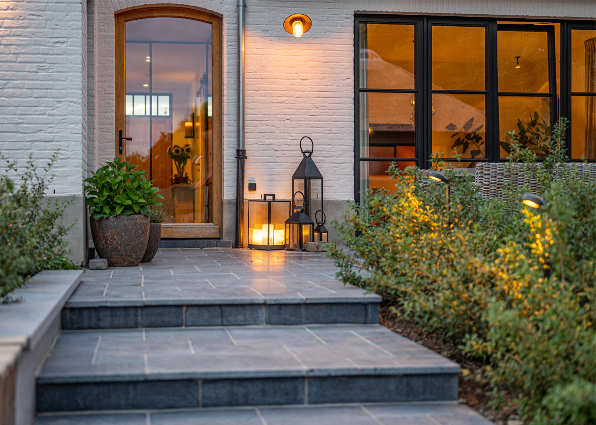 Authentage_bellefeu on battery outdoor_elébase wall light_outdoor lighting_kathleen meurrens