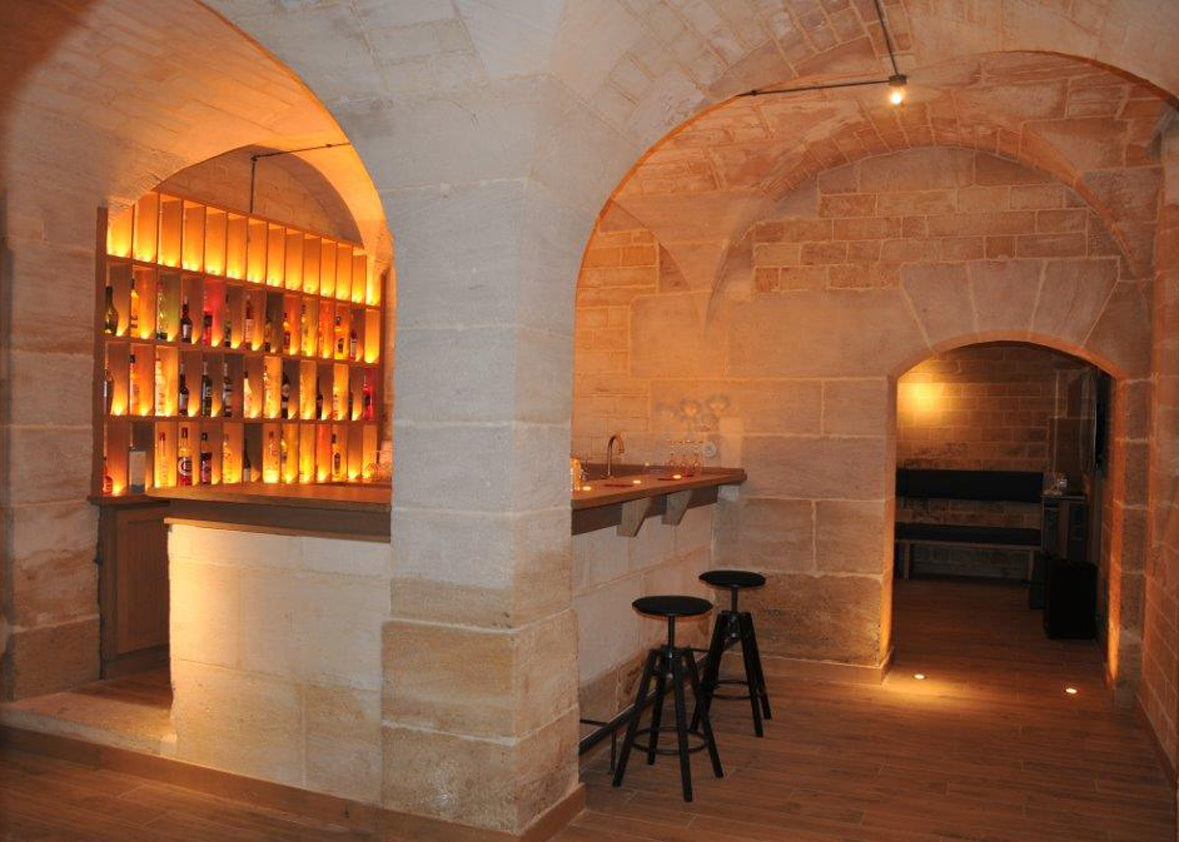 Authentage_integrated LED_Ceiling spot light Fleure_Subtile ground spot_Wine cellar_Le clos barisseuse_France