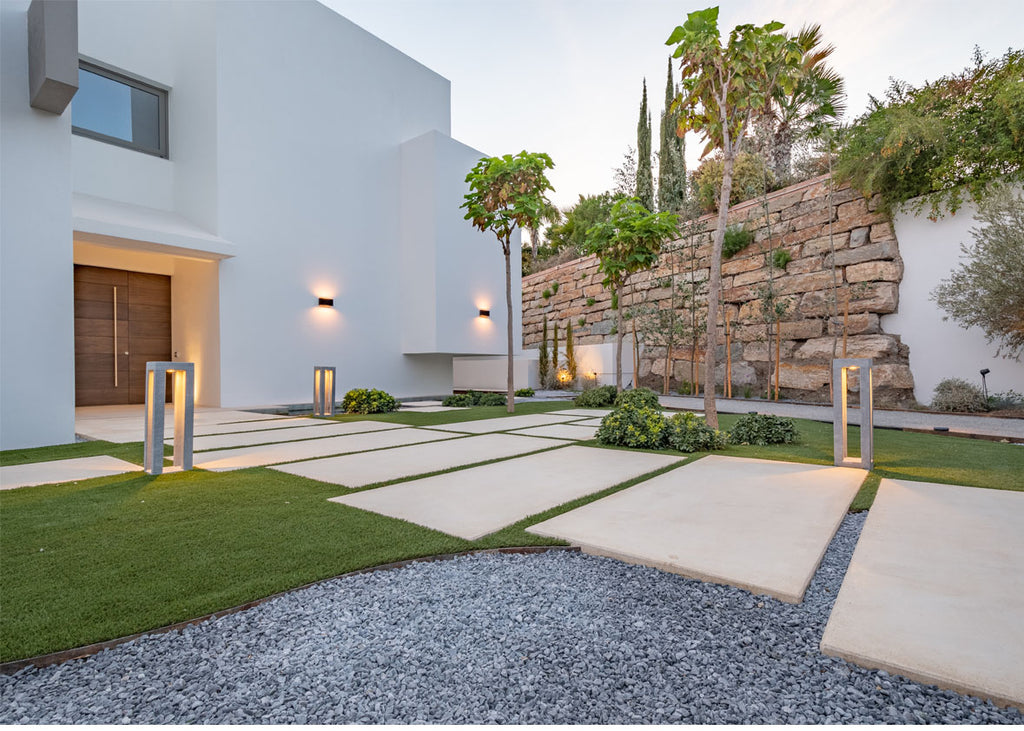 Authentage_Garden lighting_Beatrice Perlac_Landscape design_Spain_Marbella_Outdoor lighting