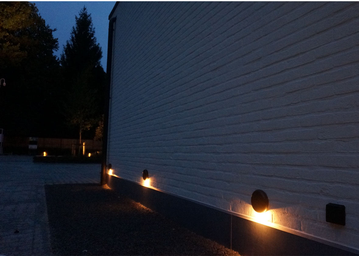 Authentage_galed_outdoor wall ground light_restaurant maison belge