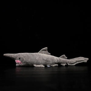 Peluche douce en forme de requin gobelin