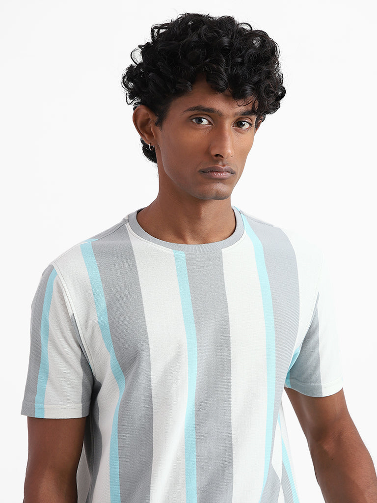 T Shirts for Men  Buy Mens T-Shirts Online in India - Westside