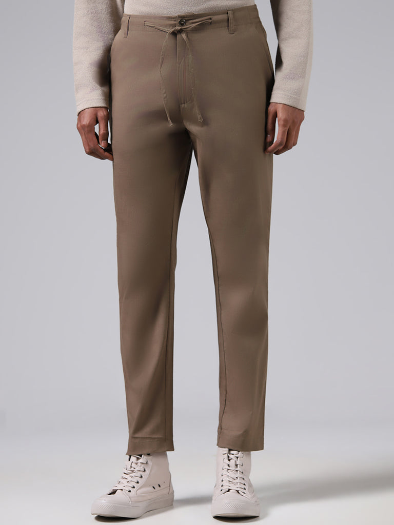 Buy Men Brown Solid Super Slim Fit Casual Trousers Online - 782940 | Peter  England