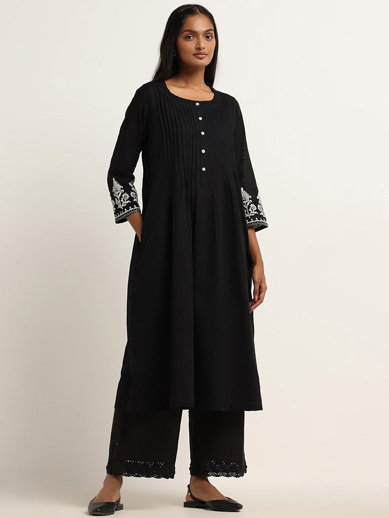 Casual American Crepe And Net Round-Neck 3/4 Length Sleeves Black Kurti  (45