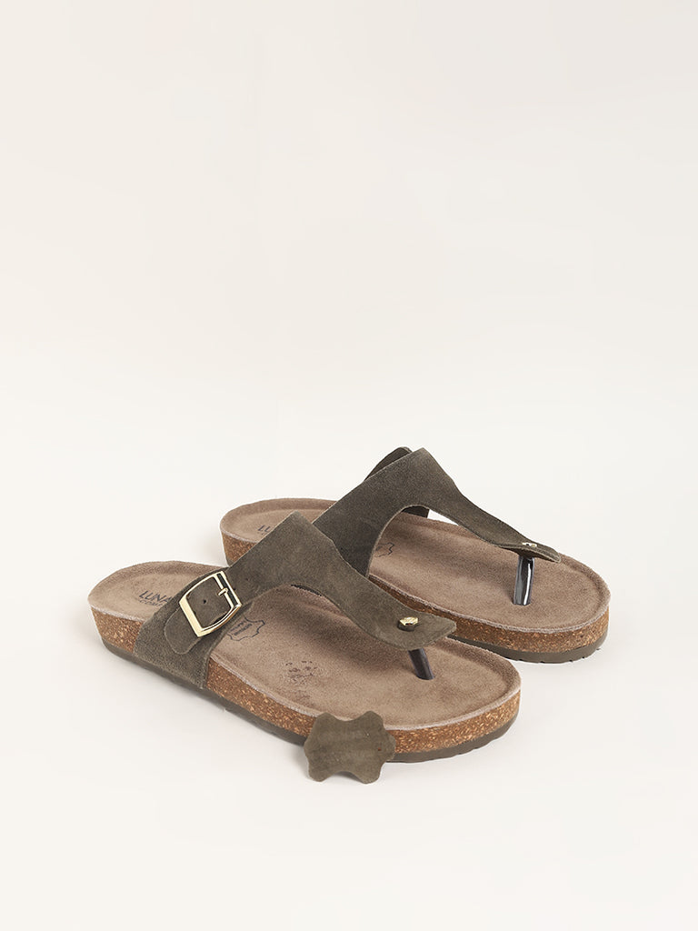 LUnAr'S 6010 Men Brown Sandals - Buy Brown Color LUnAr'S 6010 Men Brown Sandals  Online at Best Price - Shop Online for Footwears in India | Flipkart.com