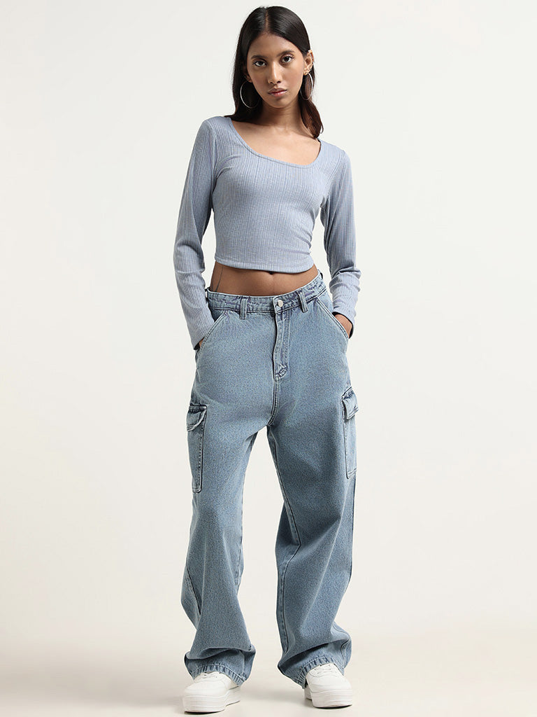 Pants and jeans - Women