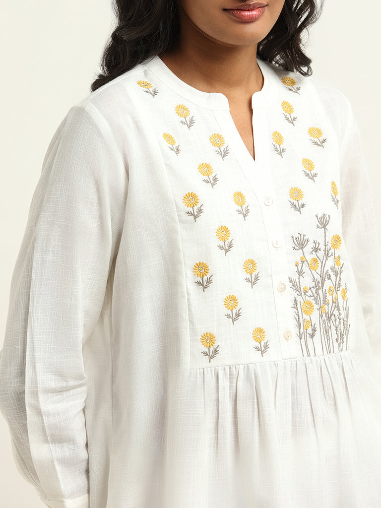 Stylish Rayon Embroidered Kurti