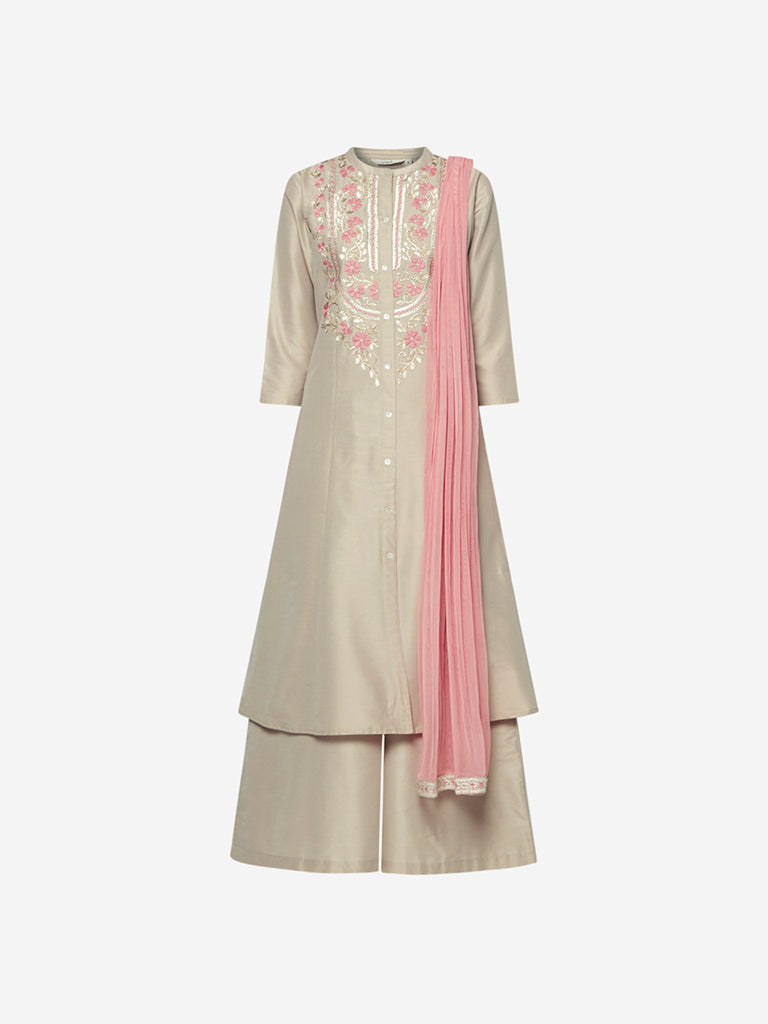 ethnic wear for women online