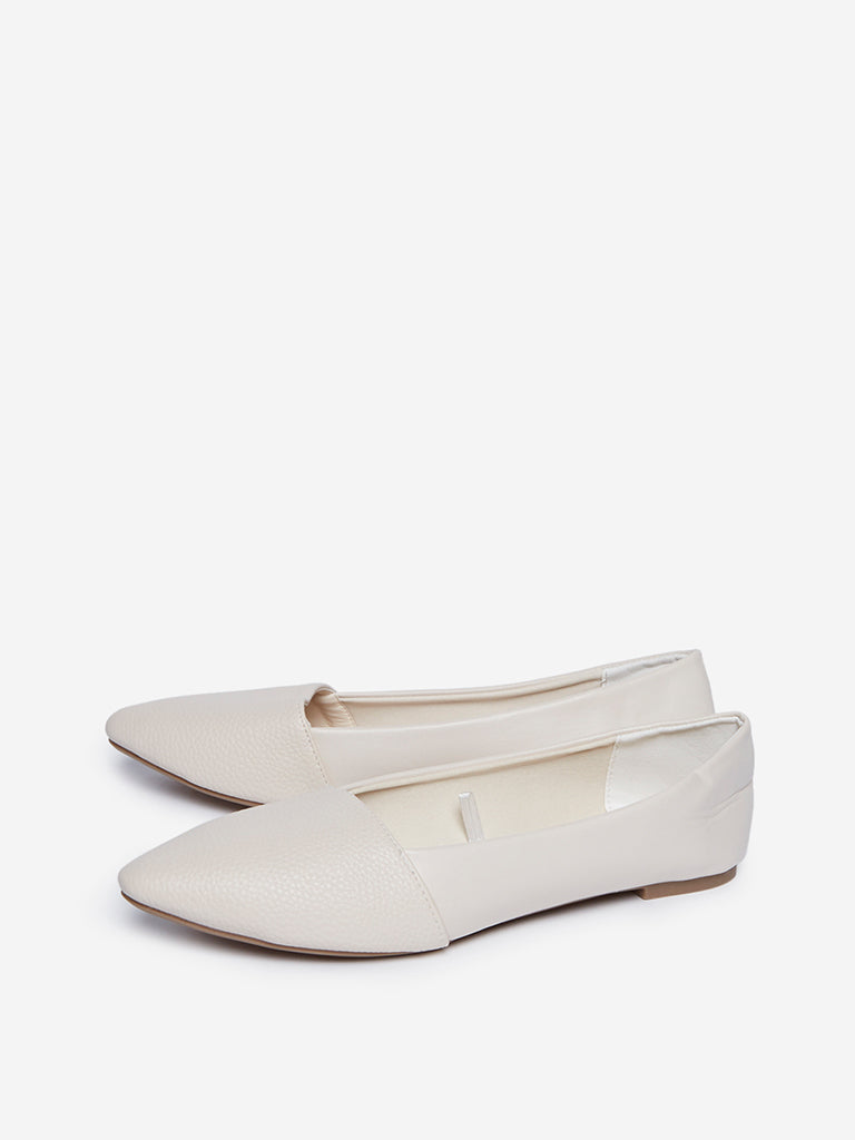 white pointed toe loafers