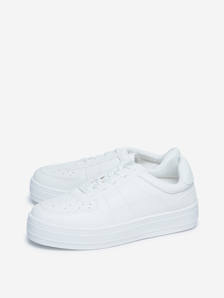 luna blu white shoes