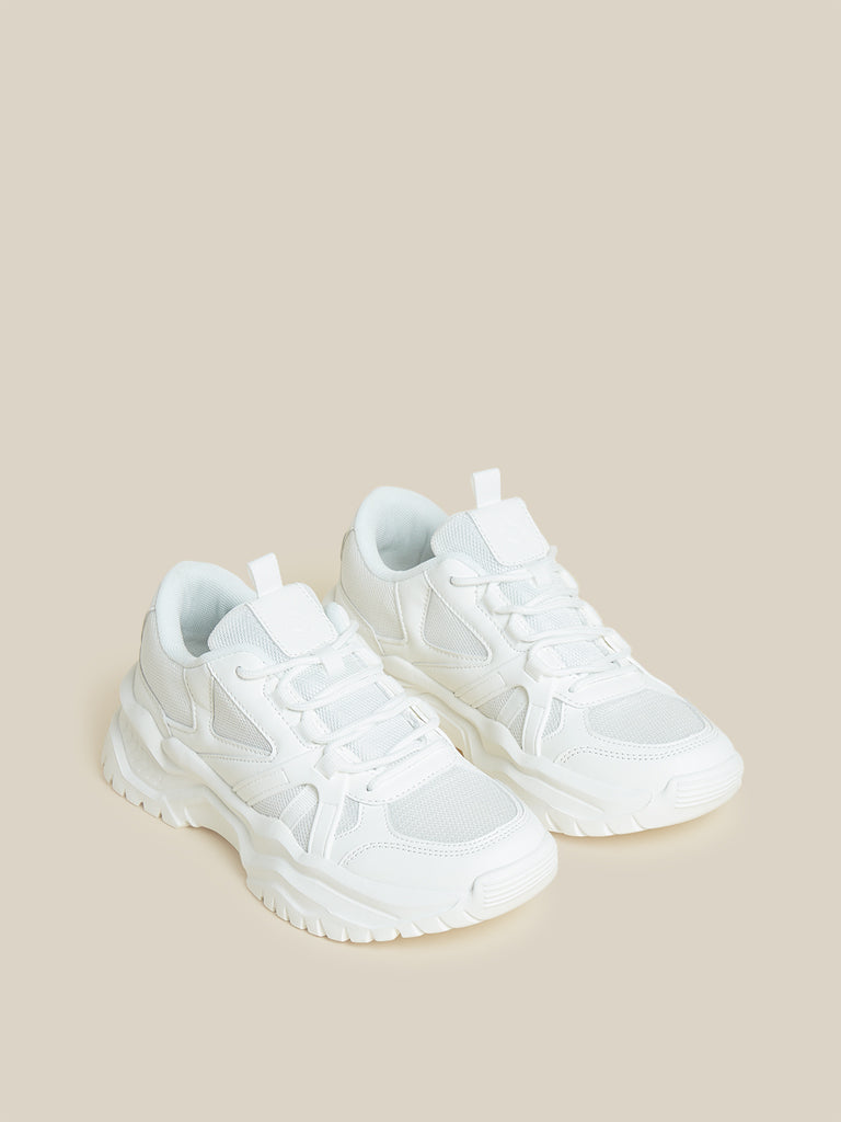 White Sneakers - Buy White Sneakers online in India