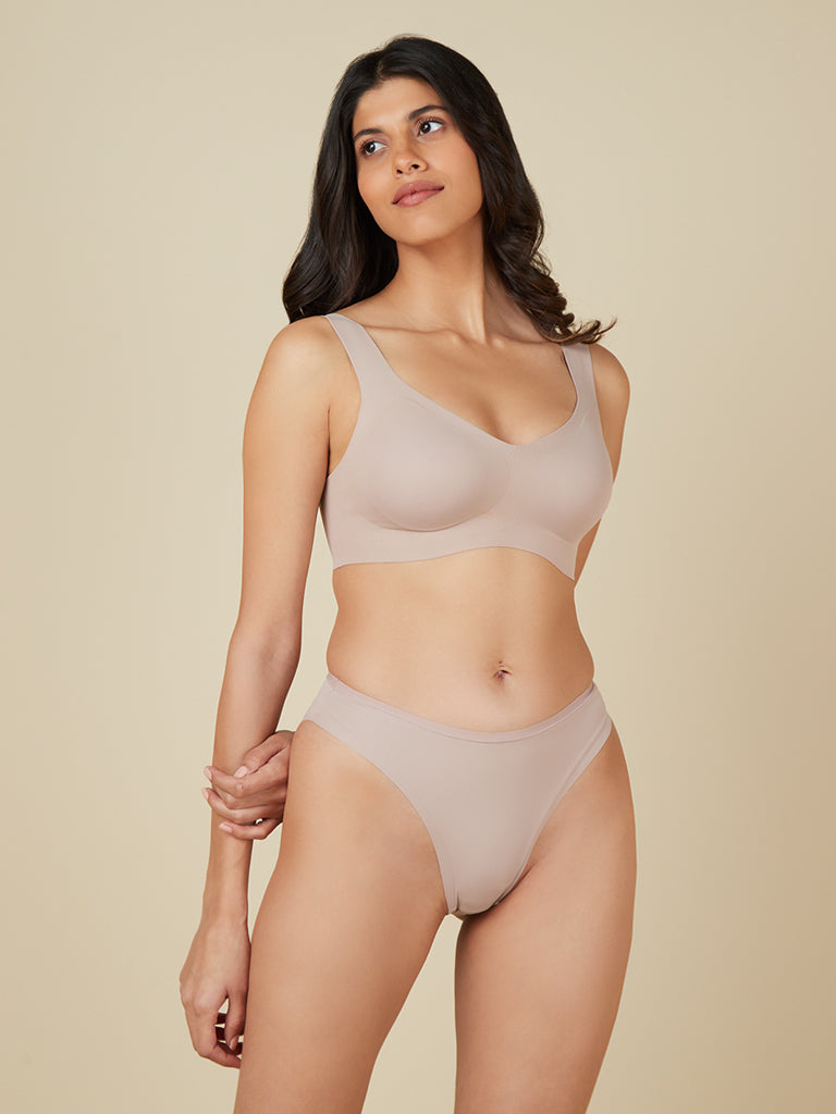 GQF Shapewear, taking you on the road to self-confidence.#bodysuit