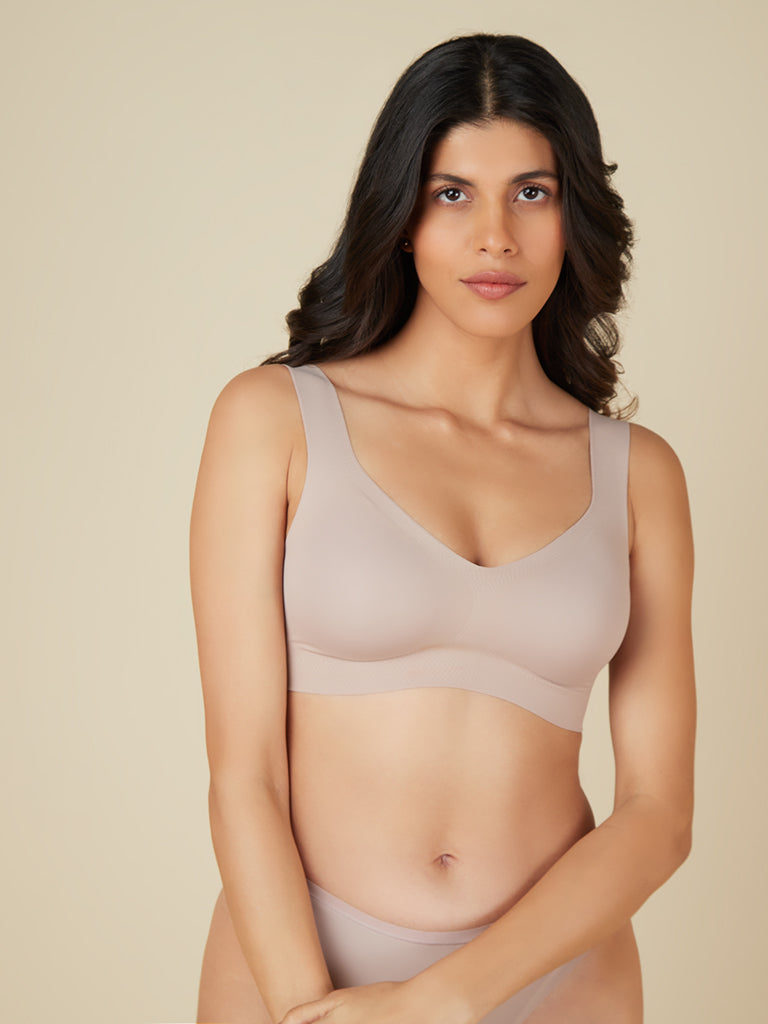 Wunderlove by Westside Light Pink Shaping Bra Price in India, Full  Specifications & Offers