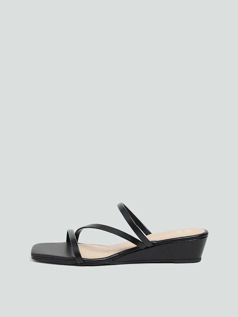 Kate Thong Sandal-black