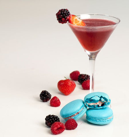 Berry martini and blue macarons