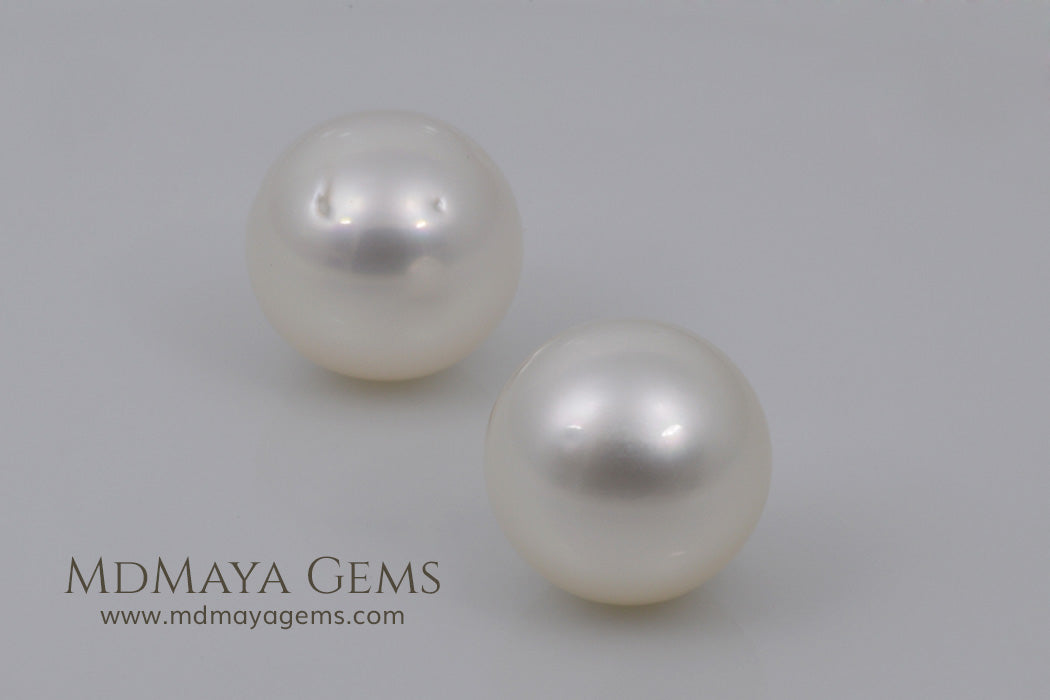 White Button Freshwater Pearls - A Grain of Sand