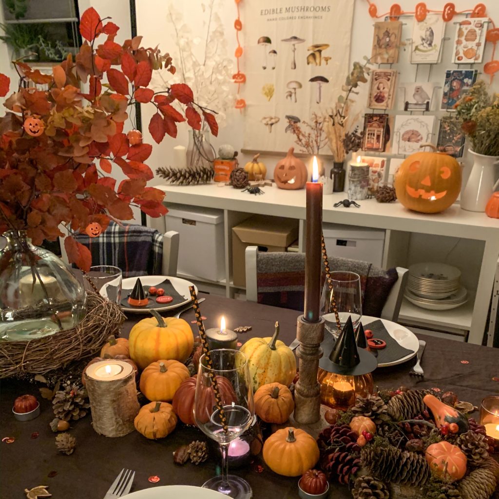 Table décorée pour l'automne