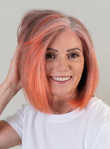 Peach Fuzz: The Pantone Colour of the Year for Your Hair