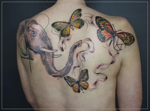 tatouage éléphant dos