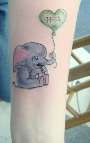 tatouage elephant de dessin animé