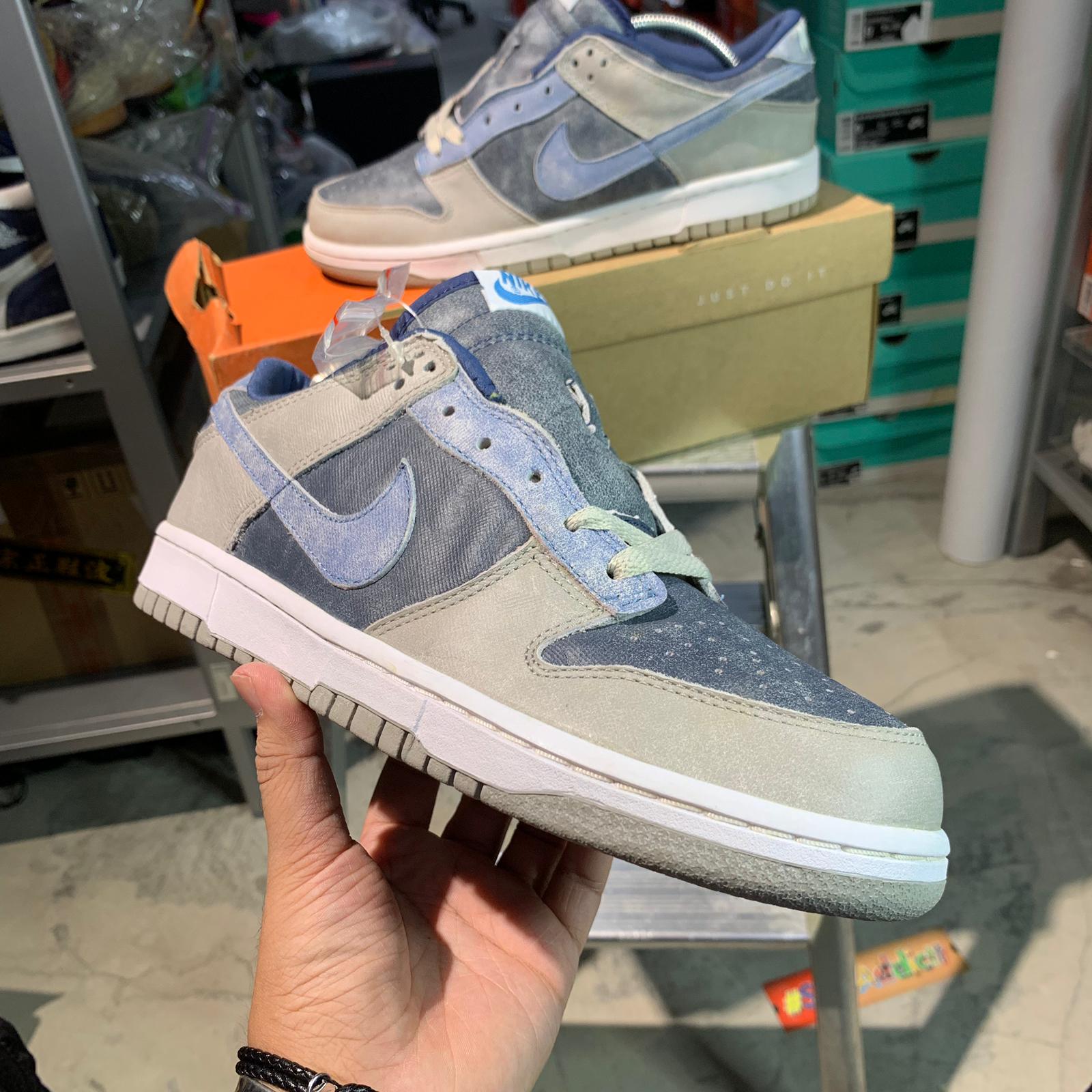 nike dunk low dirty denim