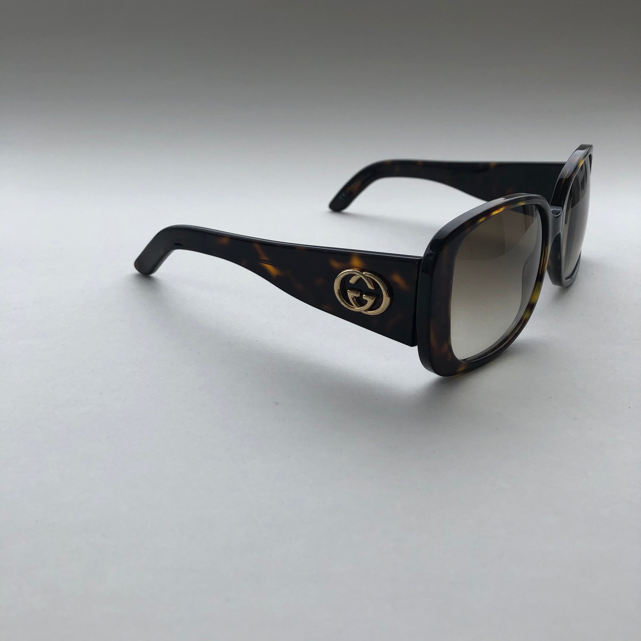 gucci women's tortoise sunglasses