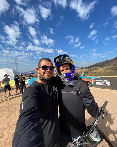 jhonny salido y oscar tobo g en freeride fiesta