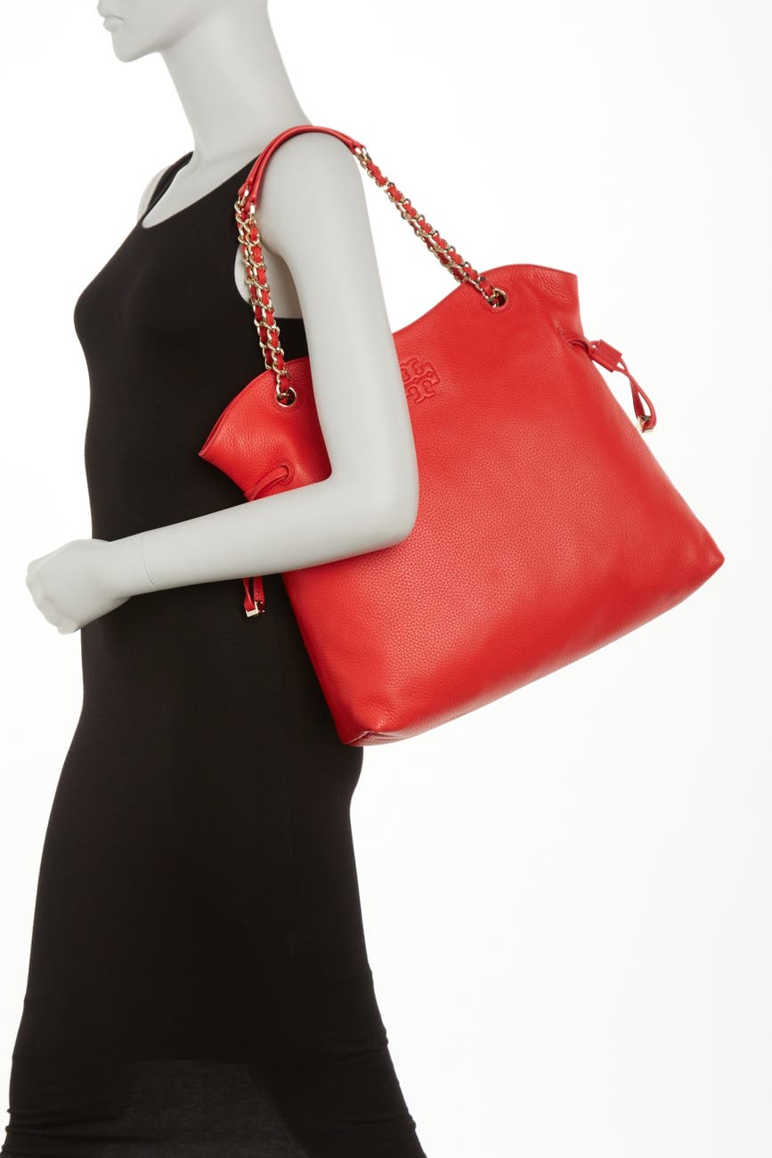 Tory Burch Thea Slouchy Chain Tote in Brilliant Red – 