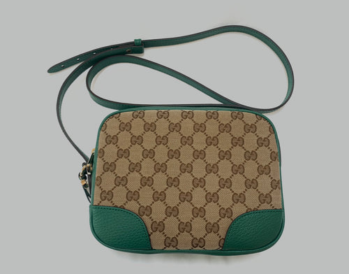 Gucci GG Supreme Bree Camera Crossbody Bag in Red NEW - J'adore Fashion  Boutique