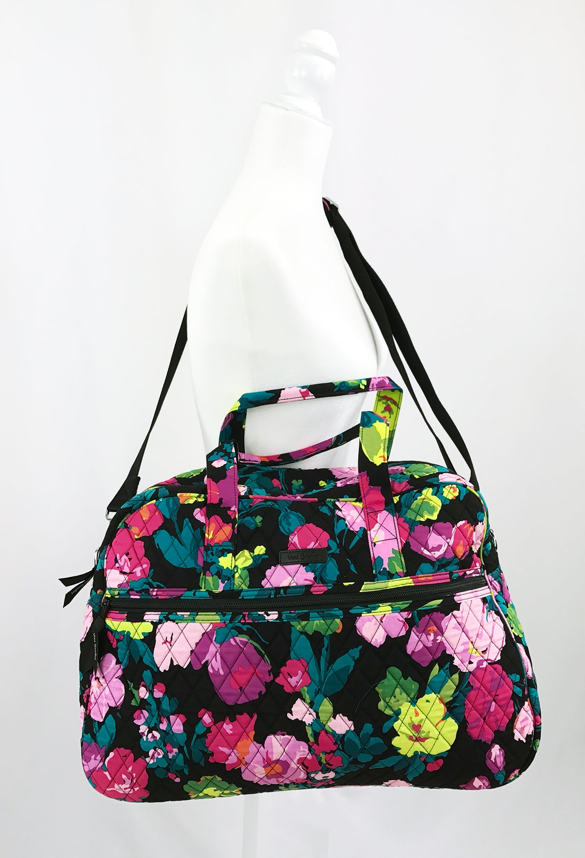 vera bradley medium traveler bag