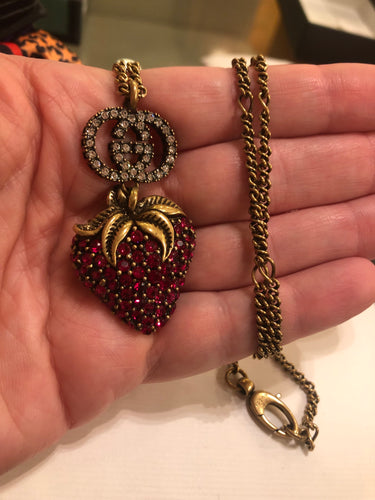 Gucci necklace strawberry necklace heart with box and bag USED