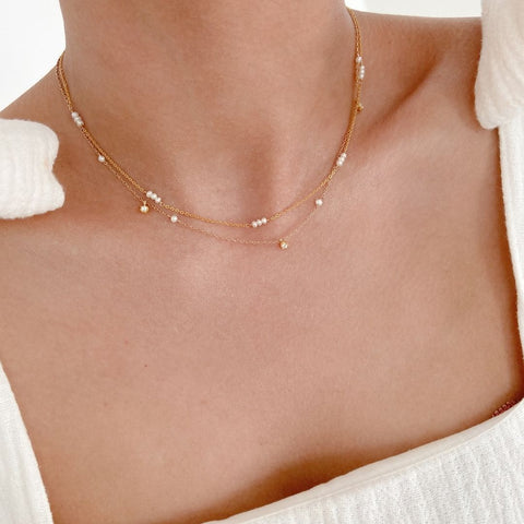 pearl necklace layering for pearl jewellery trends