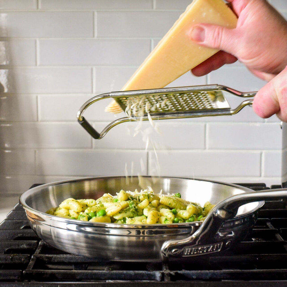 ProBond featured in Food Network's 5 Best Stainless Steel Cookware Se –  Hestan Culinary