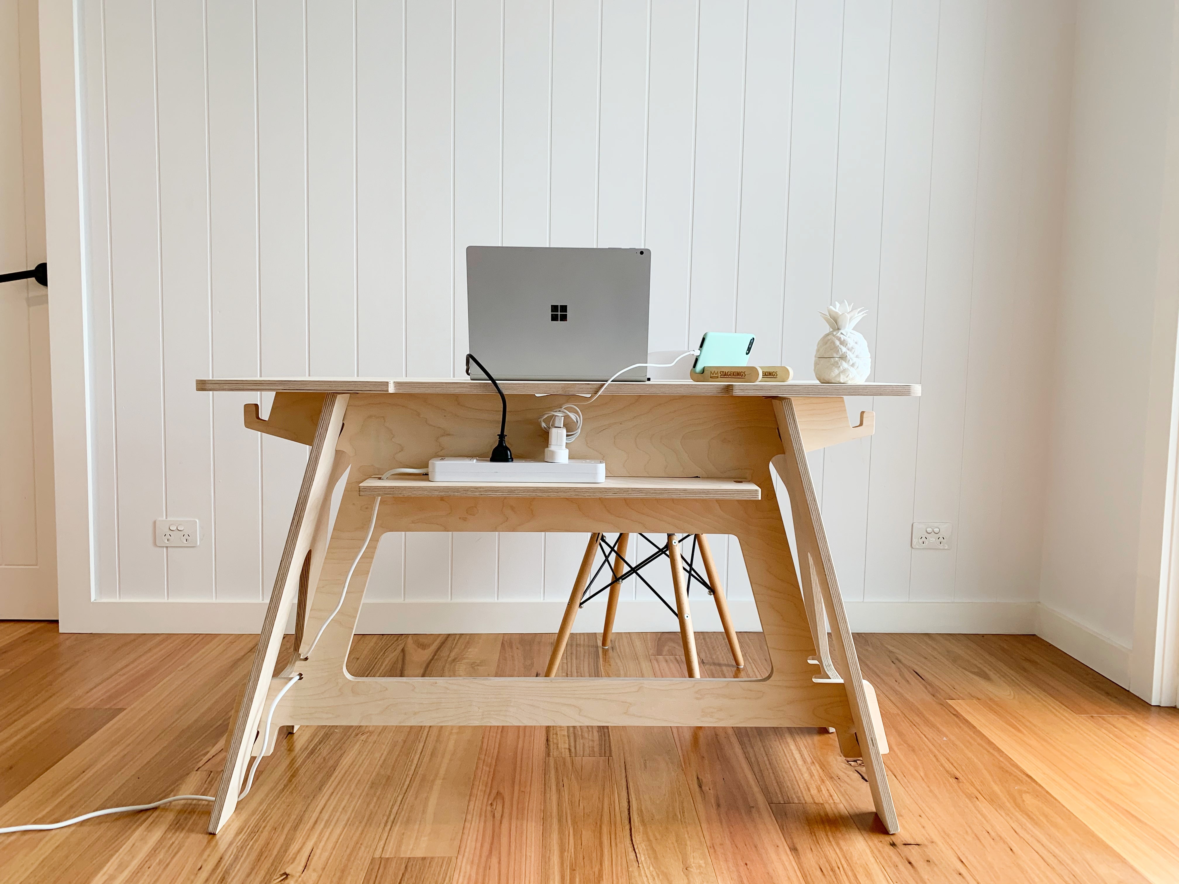 100cm wide desk with drawers