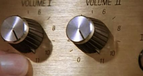 These-go-to-11-amp-image-closeup-knobs