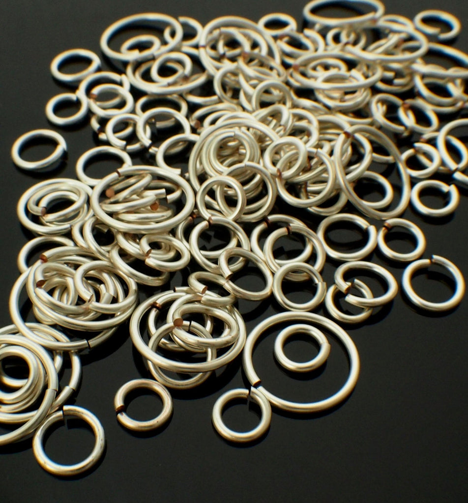 100 Non Tarnish Silver Plate or Gold Colored Jump Rings 20 Gauge You Choose  ID Handcrafted for Your Creations 