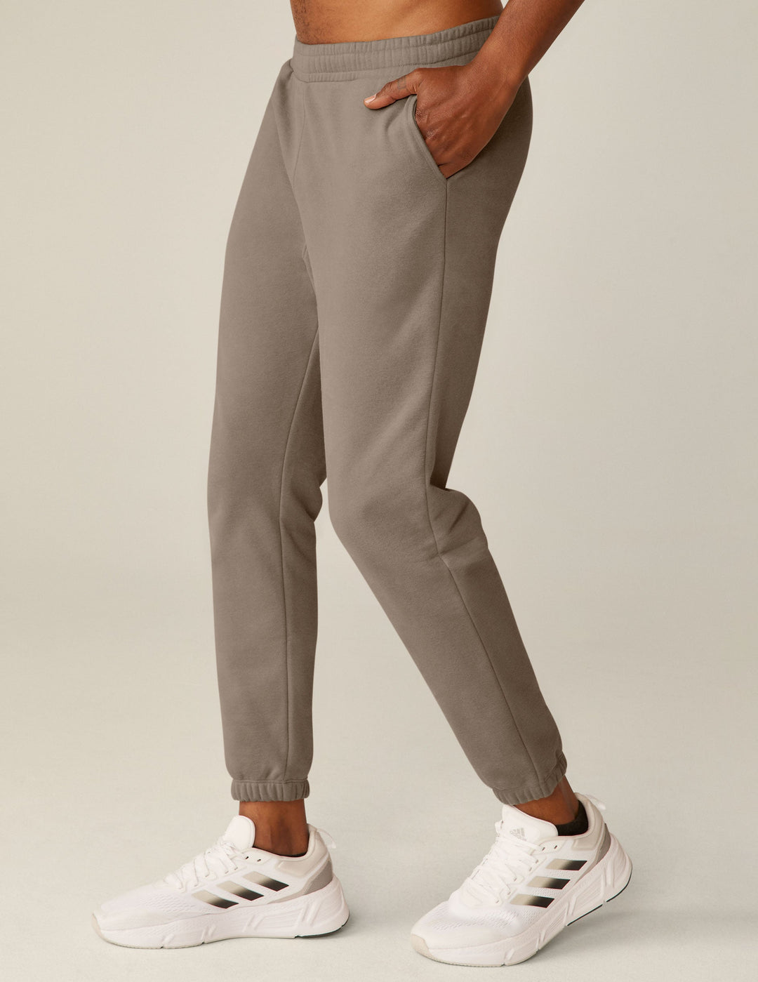 ALO Accolade Staight Leg Sweatpant – CorePower Yoga