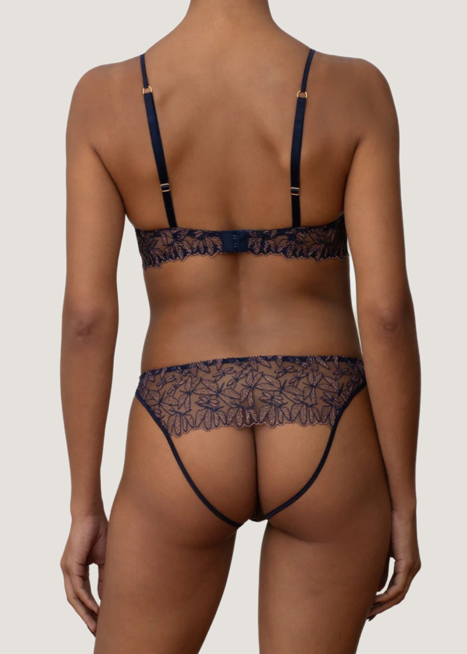 Odonata Quarter Cup Bra (Midnight Blue)